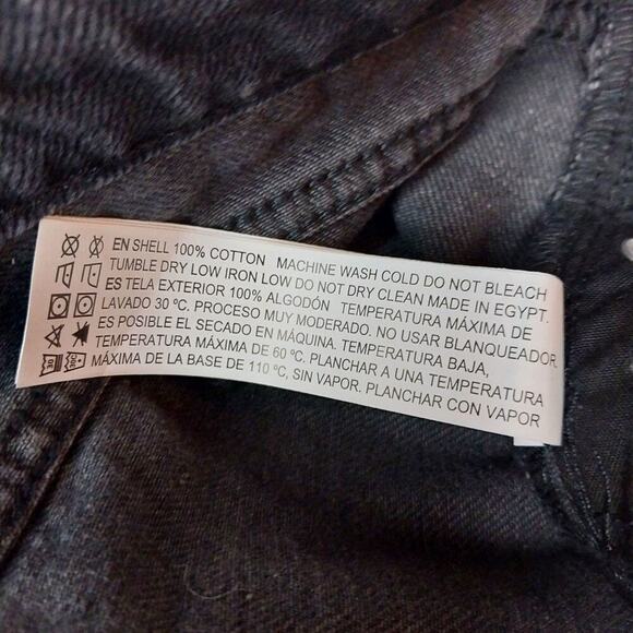 Forever 21 Mens NWT Jeans Size 36 Black Button Fly Distressed Casual - Picture 13 of 13